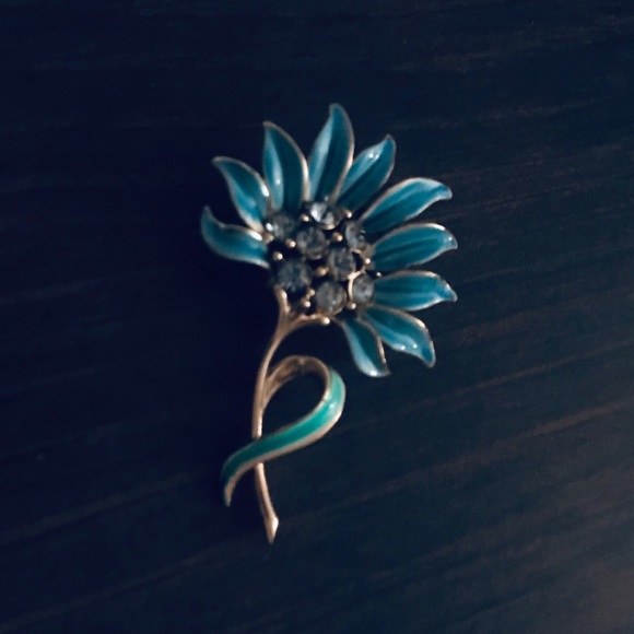 VTG Blue Flower w/CZ Diamond Studs Center Brooch - Picture 7 of 14